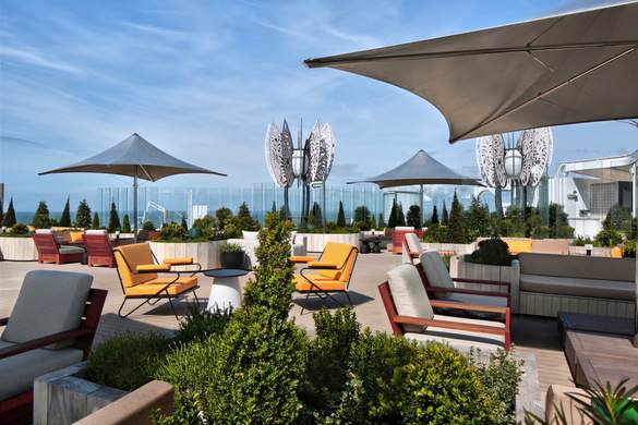 Celebrity Cruises, Celebrity Beyond, Rooftop Garden 4 ©CEL.jpg